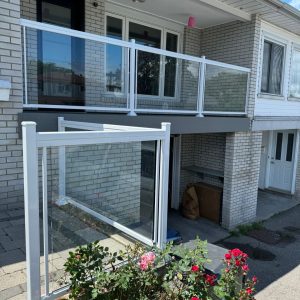Aluminum glass railing replacement Toronto