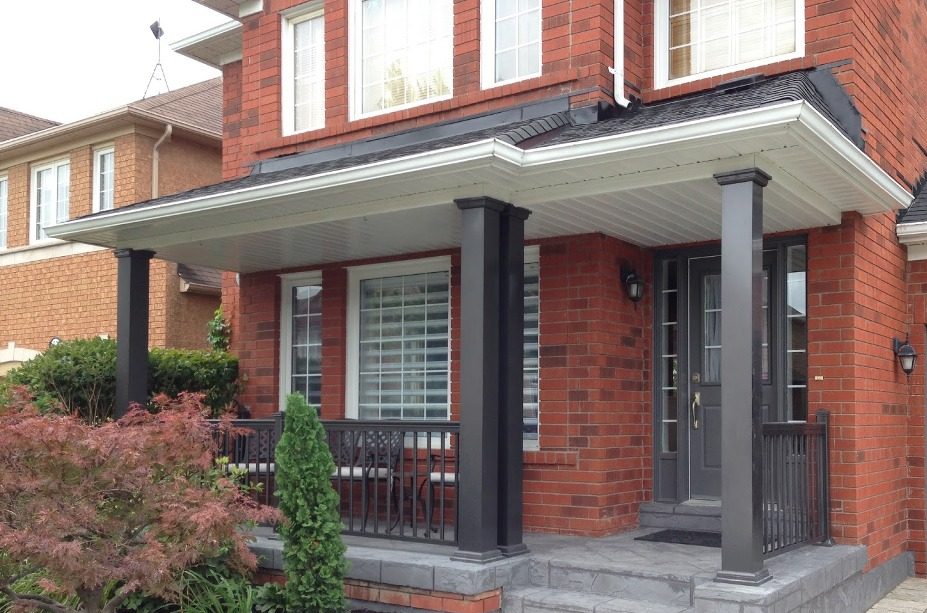 Front porch with classic square aluminum columns